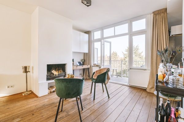 Appartement avec parquet massif